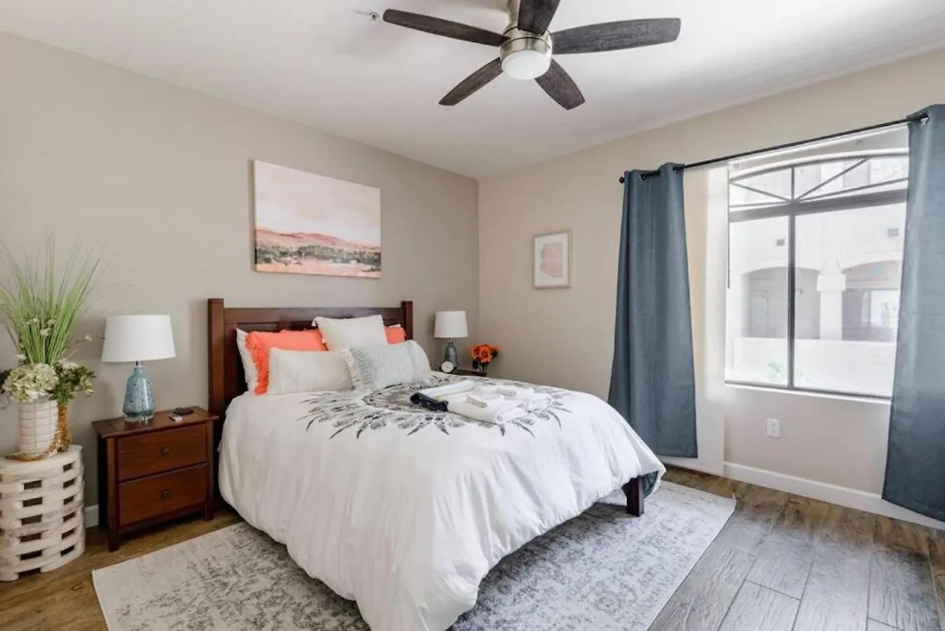 Luxe Scottsdale Condo - Ground Floor Unit! USA